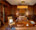 Chambres d'hôtes en Beaujolais - Chambre spacieuse entièrement boisée